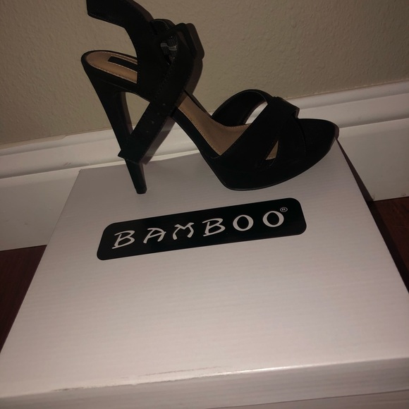 Heels - Picture 2 of 3